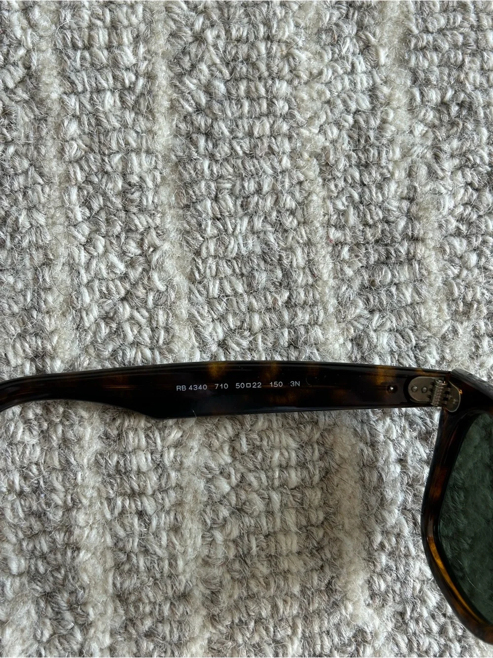 Ray-Ban Wayfarer Sunglasses Tortoise Frame with Dark Green Lenses